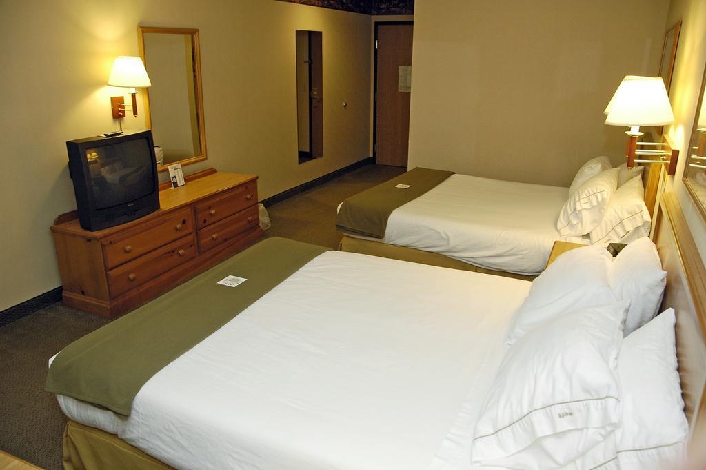 Pellston Lodge Quarto foto